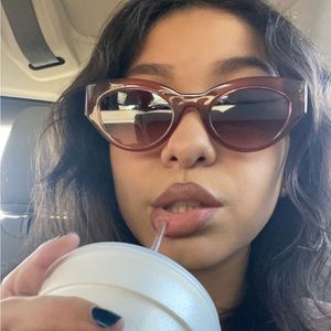 Meet your Posher, Daisy